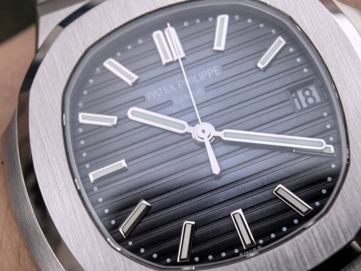 Custom Blue Dial Patek Philippe Nautilus 5711 Pro Max Extraordinary Master Edition