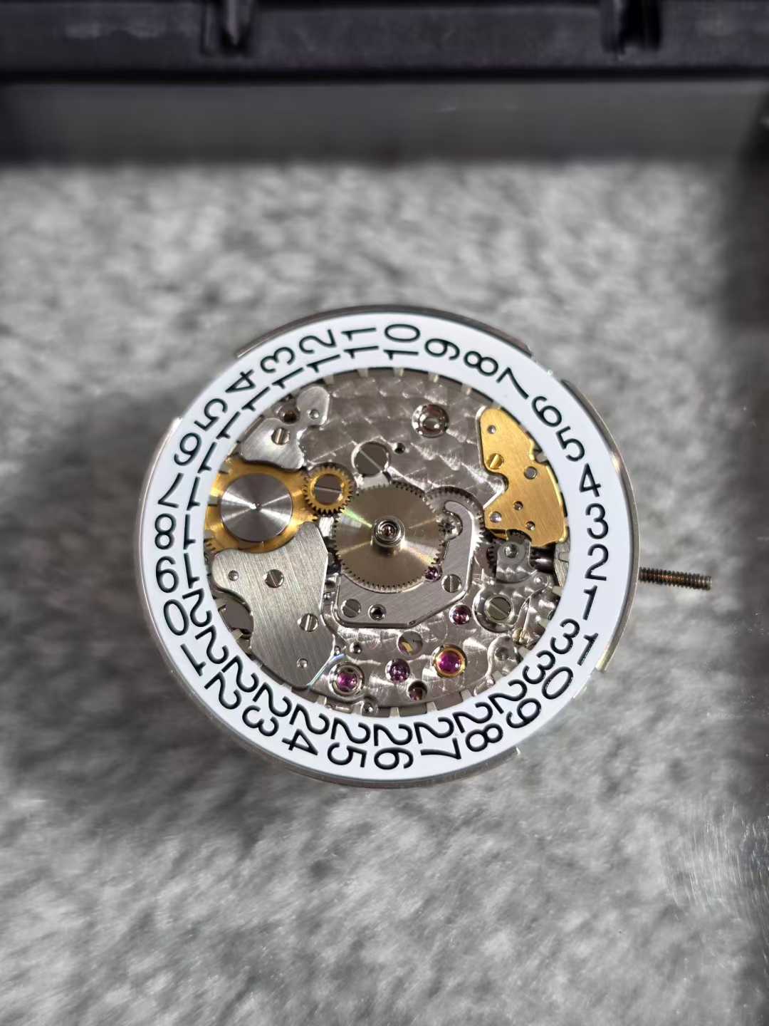 Customer‑ordered – Genuine Patek Philippe double‑P 324 movement 