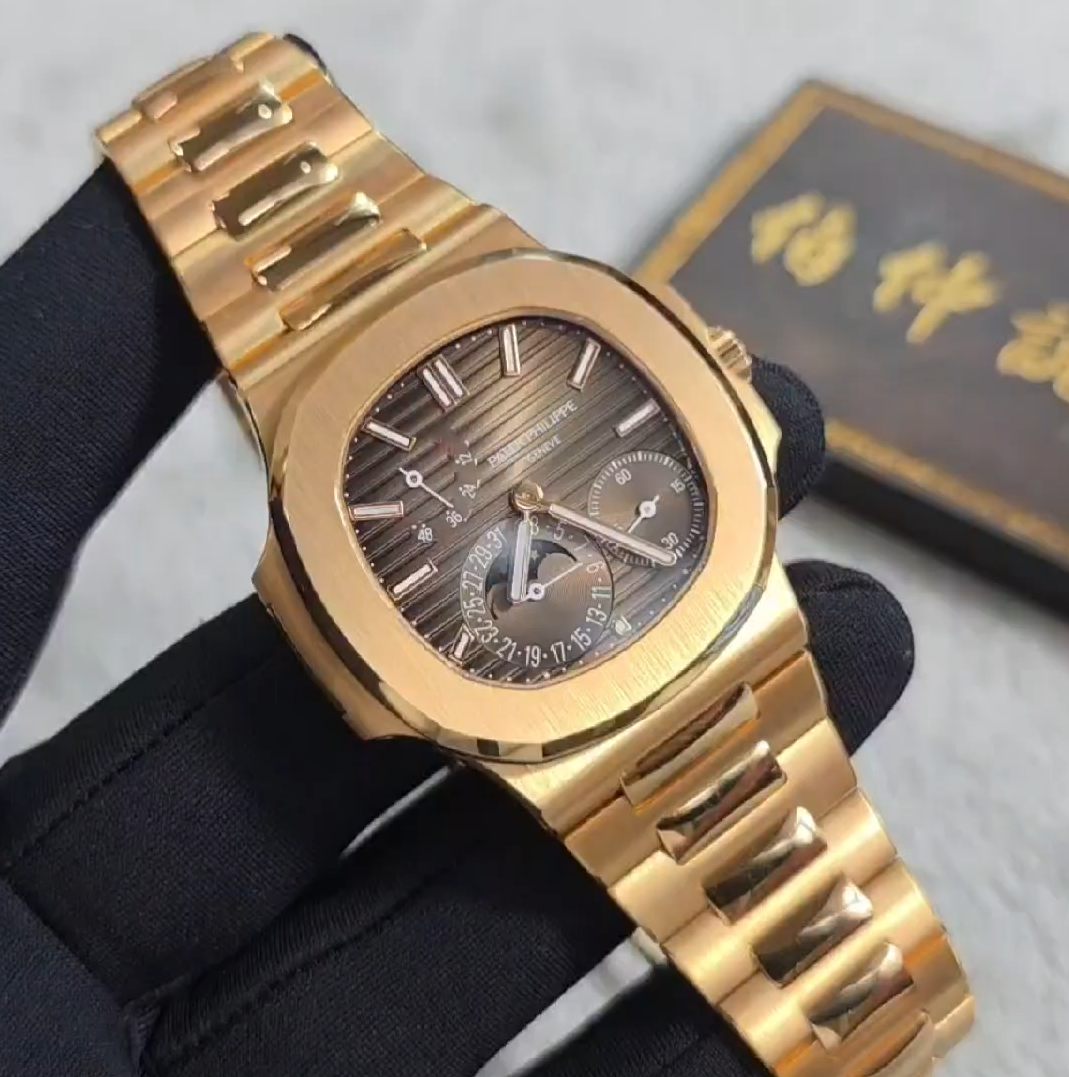 【Video Reviews】-Modified Patek Philippe Nautilus 5712R – Genuine Movement, Dial & Hands, 18K Gold Case